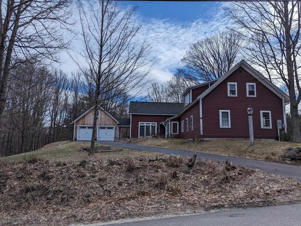 40 Gould Hill Road Hopkinton NH 03229
