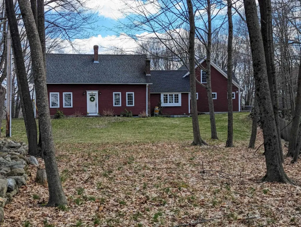 40 Gould Hill Road Hopkinton NH 03229