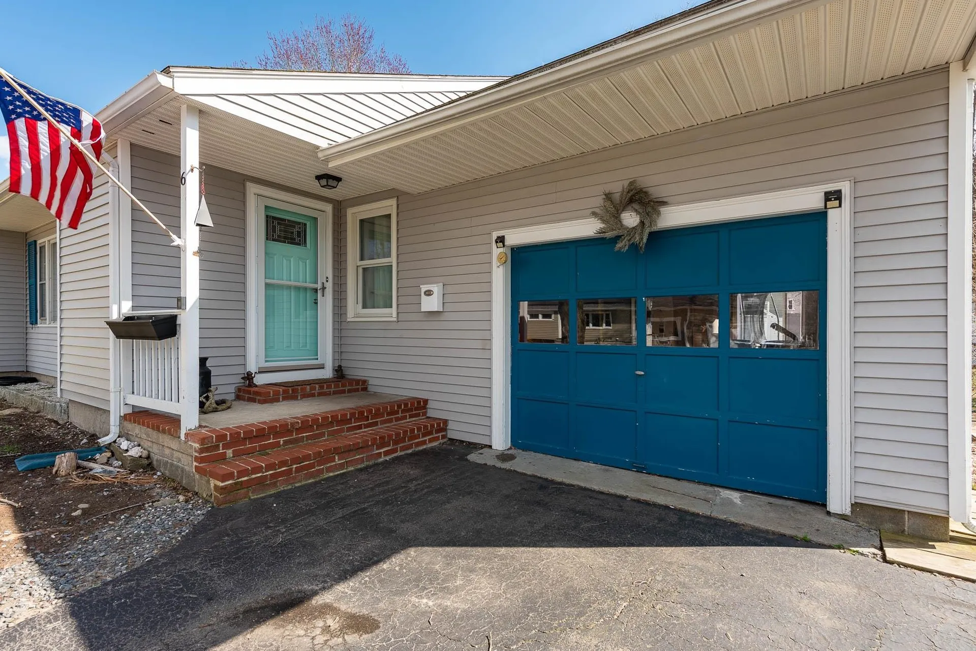 6 Homestead Circle Hampton NH 03842