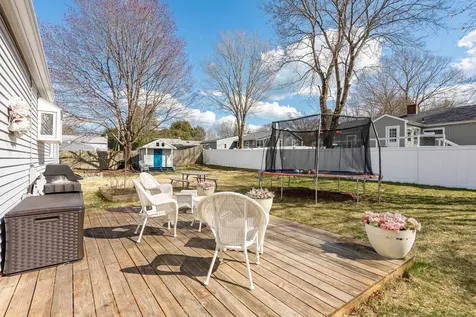 6 Homestead Circle Hampton NH 03842