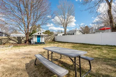 6 Homestead Circle Hampton NH 03842