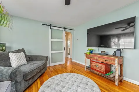 6 Homestead Circle Hampton NH 03842