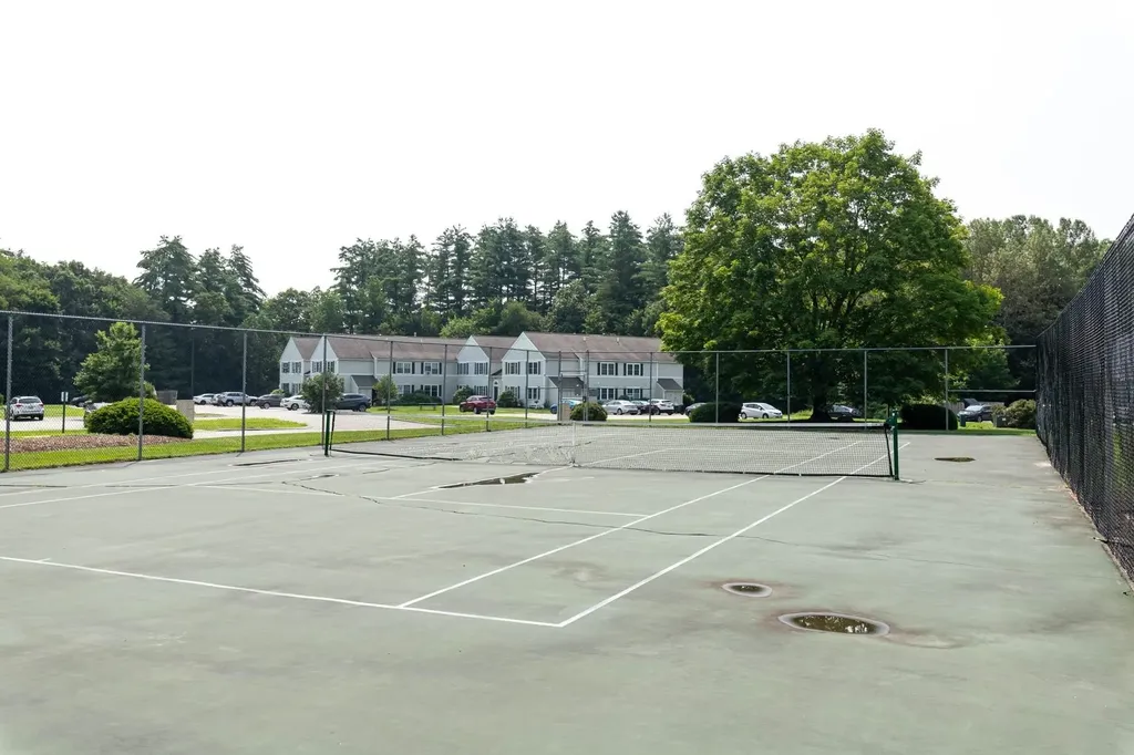 50 Brookside Drive Exeter NH 03833