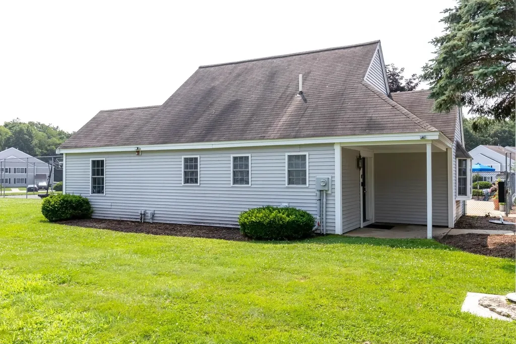 50 Brookside Drive Exeter NH 03833