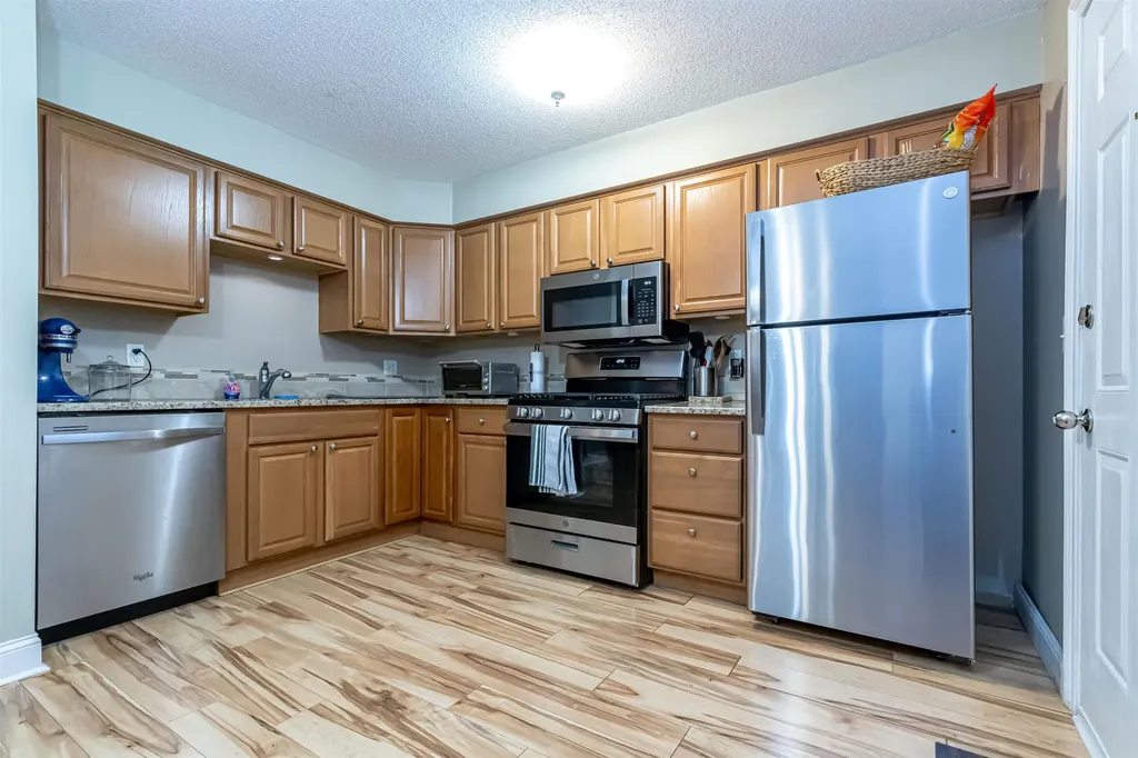 50 Brookside Drive Exeter NH 03833