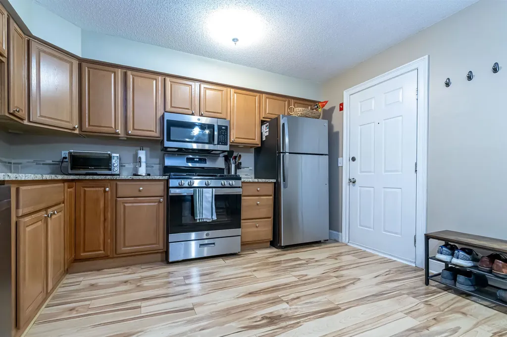 50 Brookside Drive Exeter NH 03833