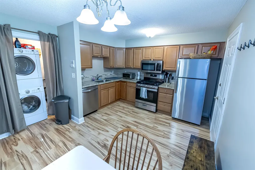 50 Brookside Drive Exeter NH 03833