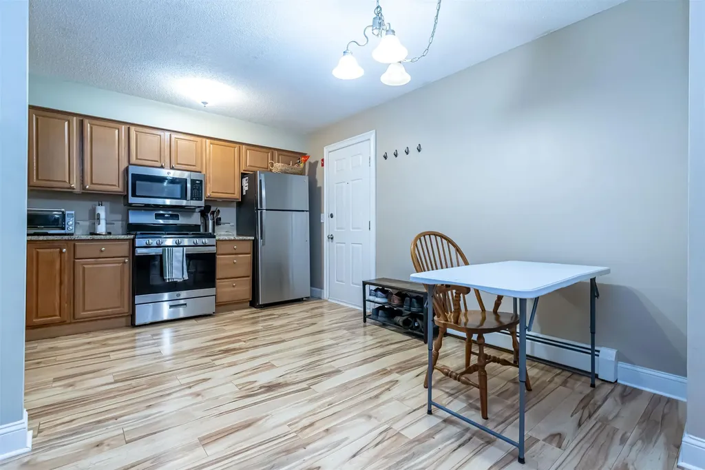 50 Brookside Drive Exeter NH 03833