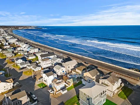 743 Ocean Boulevard Hampton NH 03842