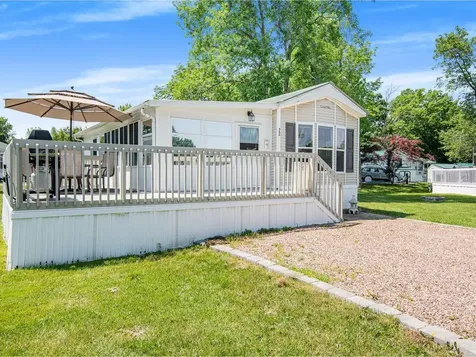 22 Island Circle South Hero VT 05486