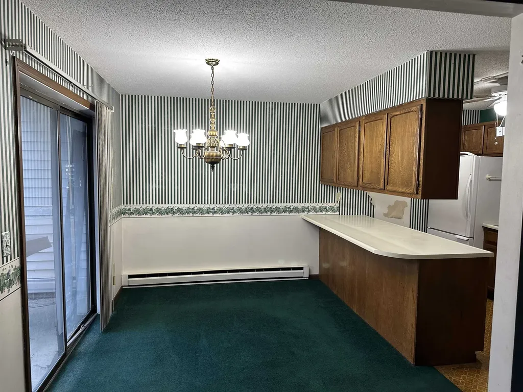 19 Twin Oaks Terrace South Burlington VT 05403