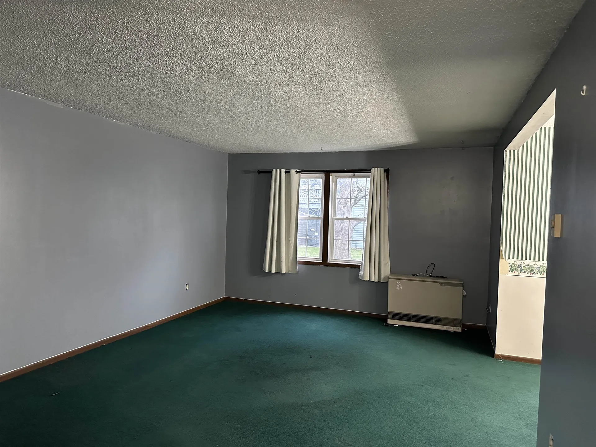 19 Twin Oaks Terrace South Burlington VT 05403