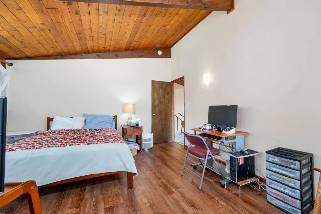 5 Acropolis Avenue Londonderry NH 03053