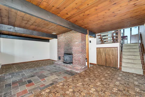 5 Acropolis Avenue Londonderry NH 03053