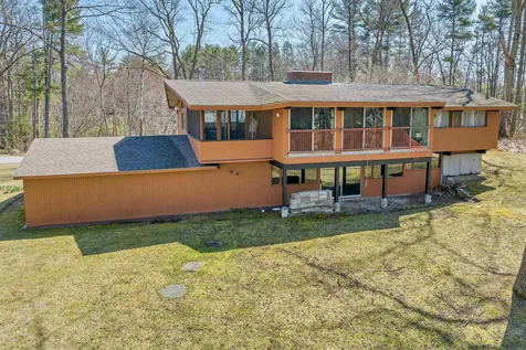 5 Acropolis Avenue Londonderry NH 03053