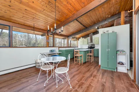 5 Acropolis Avenue Londonderry NH 03053
