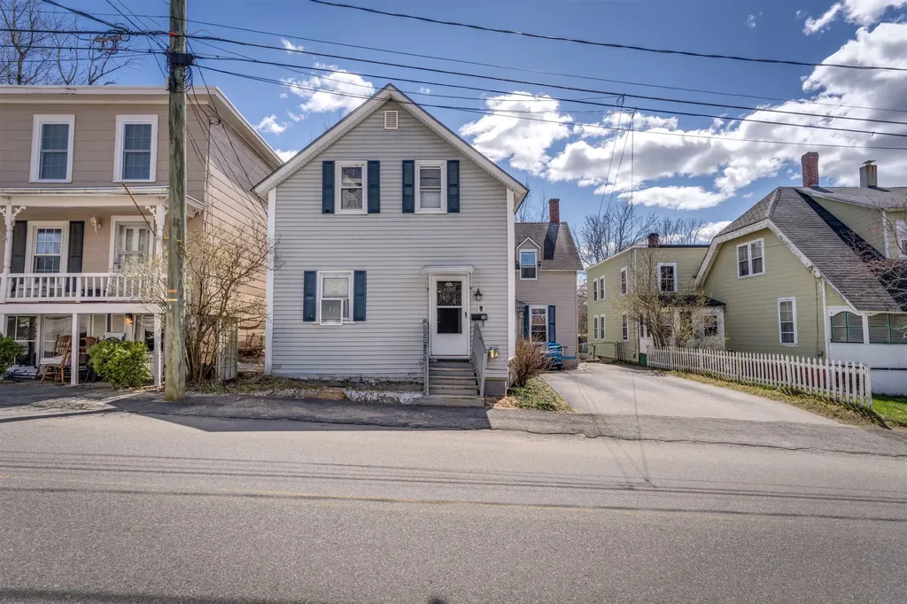 38 Ferry Street Allenstown NH 03275
