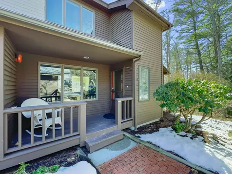 23 College Hill Hanover NH 03755