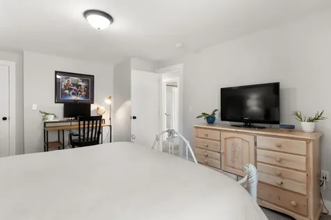 157 Exeter Road Newmarket NH 03857