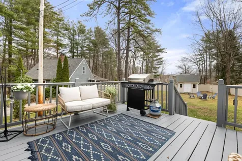 157 Exeter Road Newmarket NH 03857