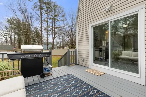 157 Exeter Road Newmarket NH 03857