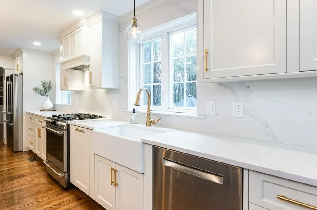 44 Mill Road North Hampton NH 03862