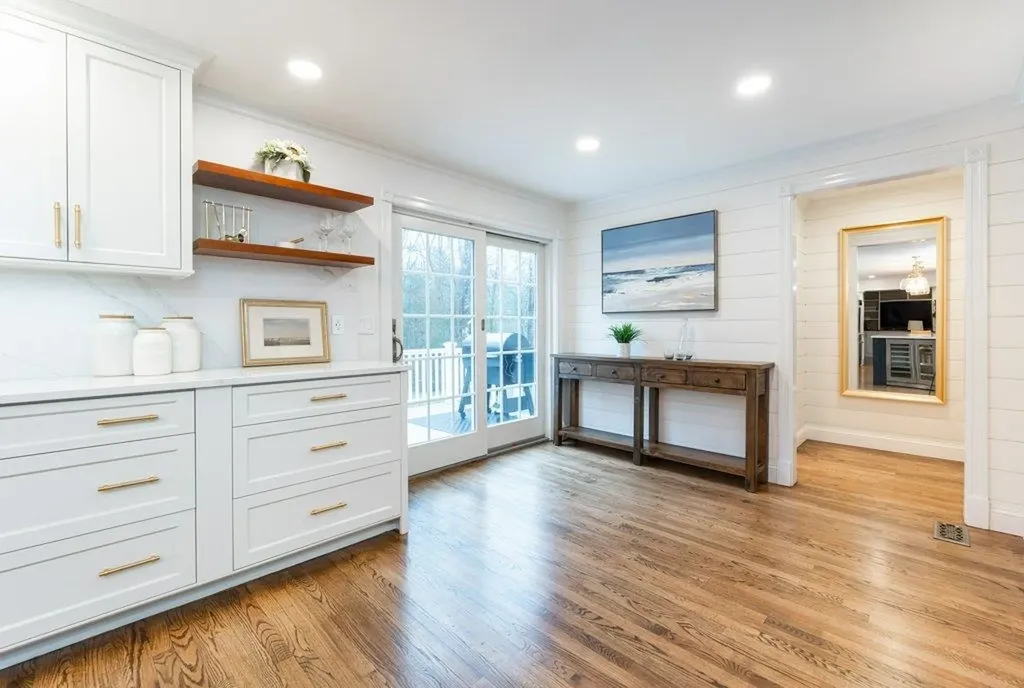 44 Mill Road North Hampton NH 03862