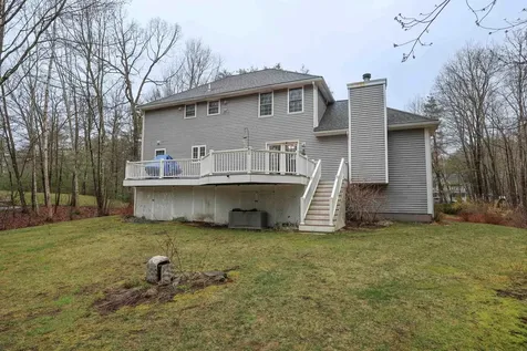 7 Hidden Meadow Drive Londonderry NH 03053