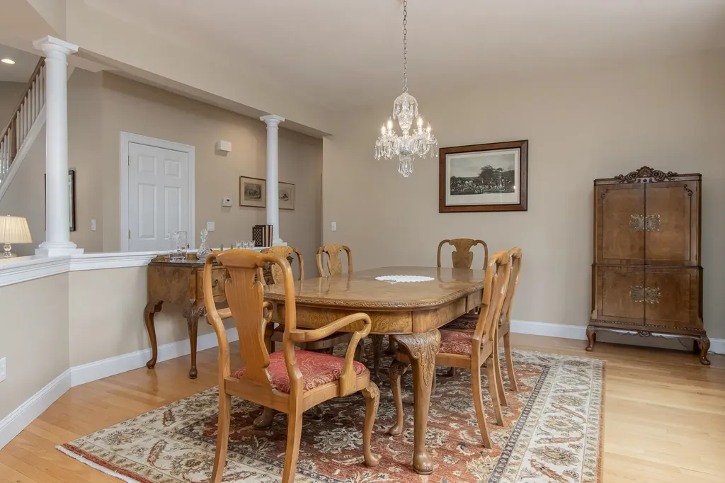 19 Freemans Way Hollis NH 03049