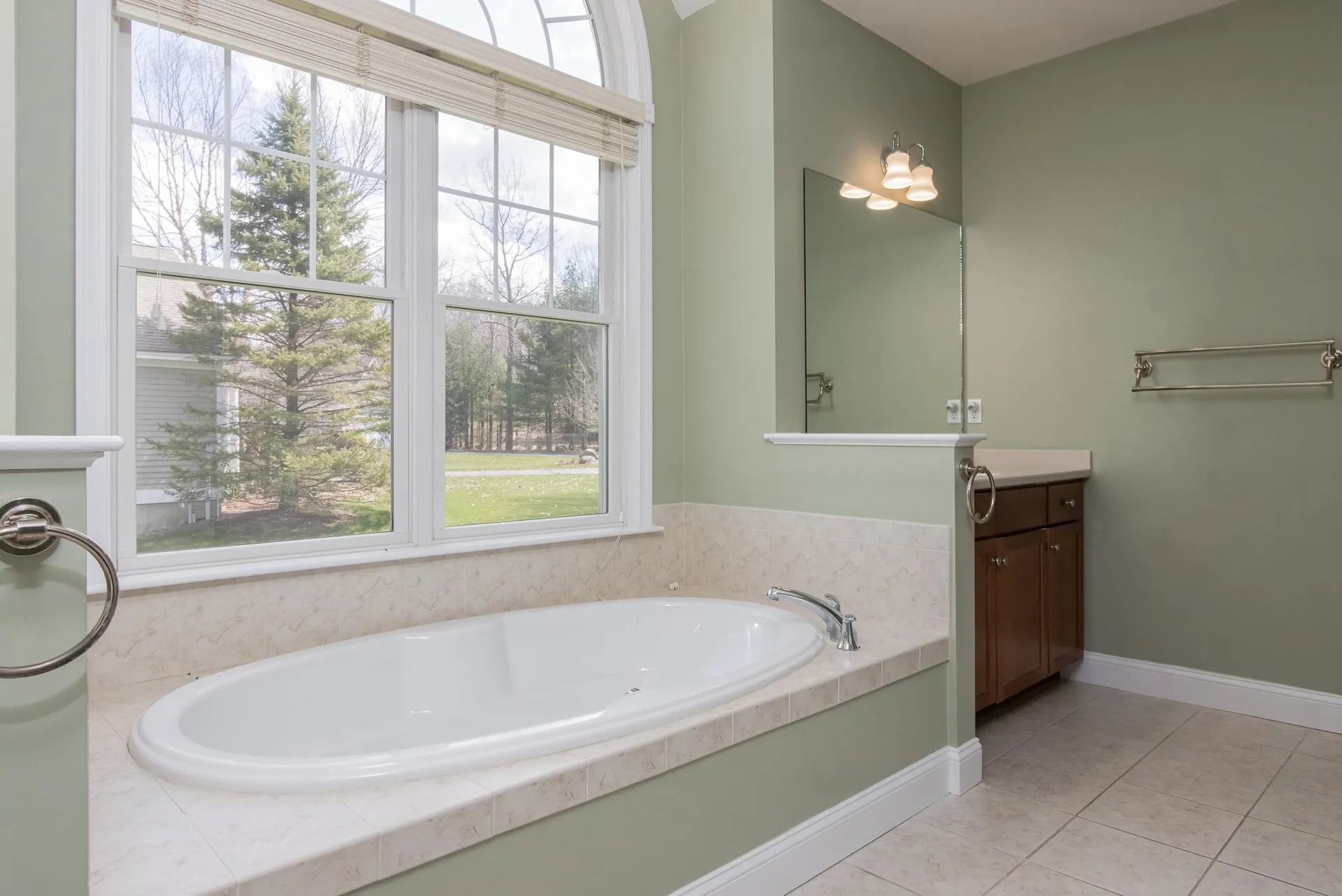 19 Freemans Way Hollis NH 03049