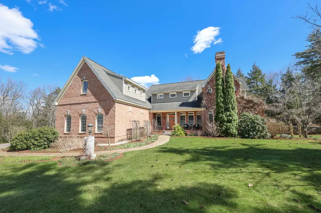 3 Balsam Court Bedford NH 03110