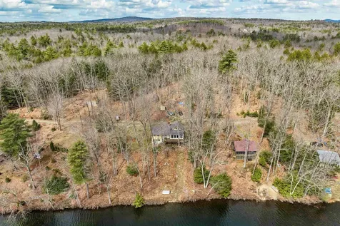 52 W Huntress Pond Road Barnstead NH 03225