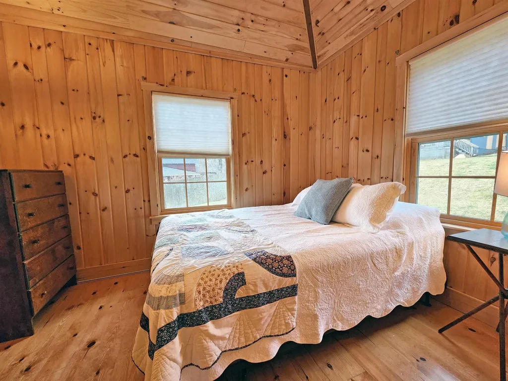 128 Browns Beach Road Bristol NH 03222