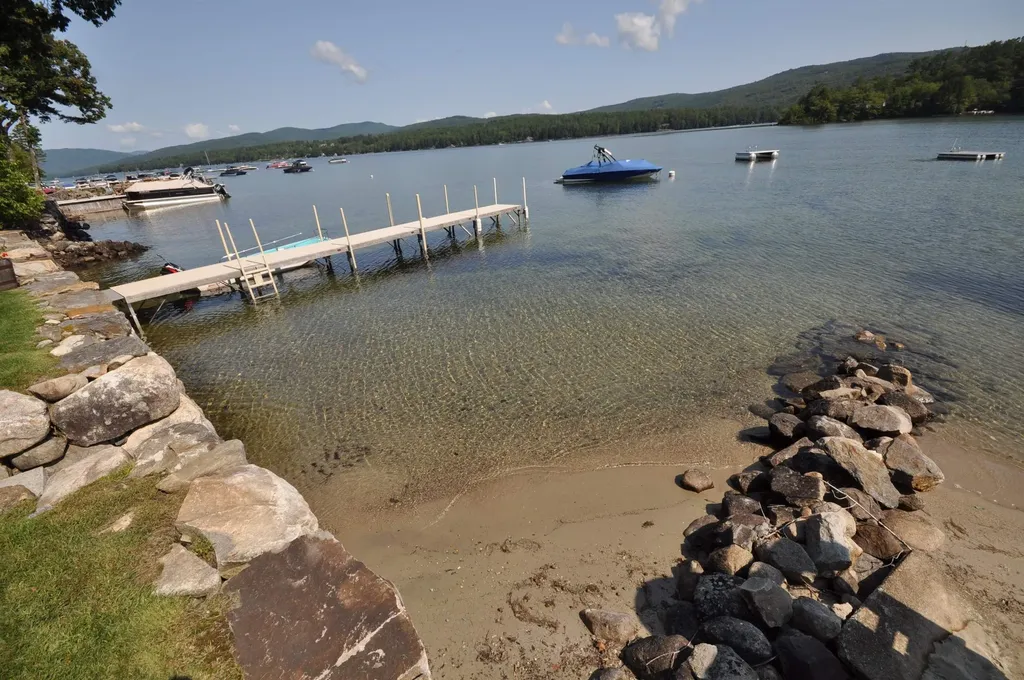 128 Browns Beach Road Bristol NH 03222