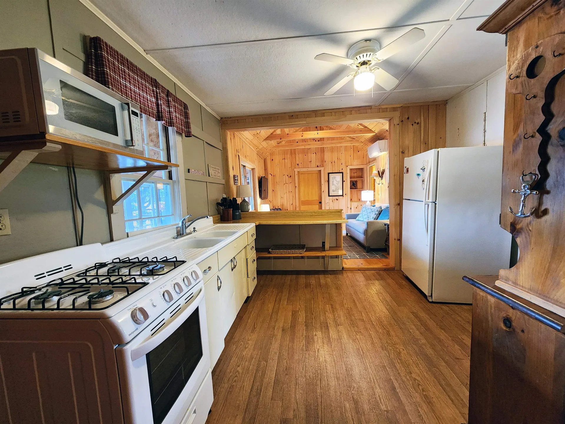128 Browns Beach Road Bristol NH 03222