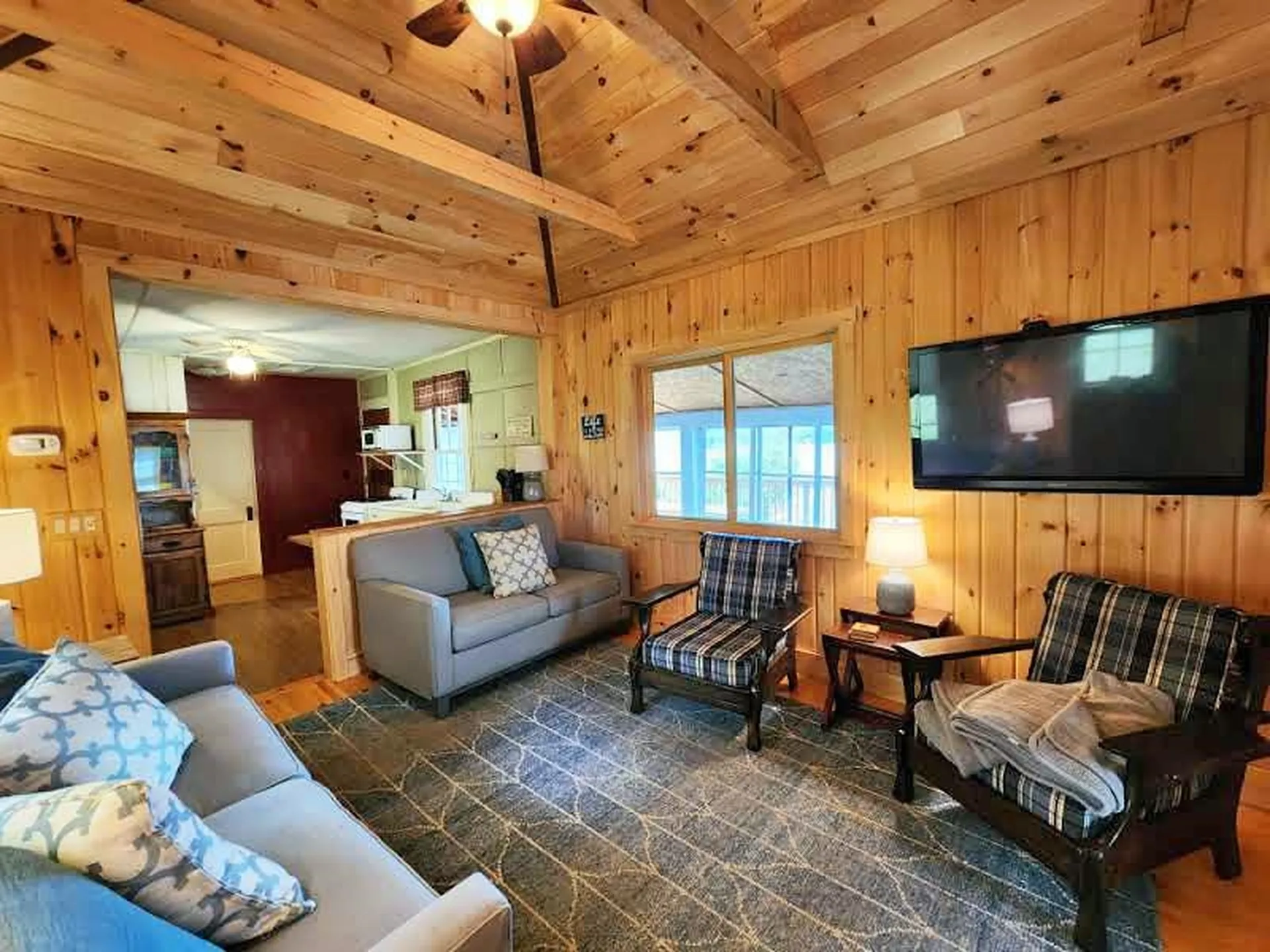 128 Browns Beach Road Bristol NH 03222