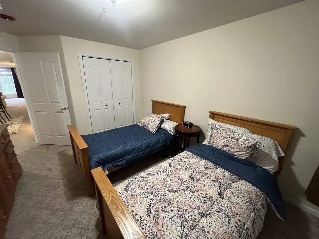 5 Claire Pointe Road Burlington VT 05408