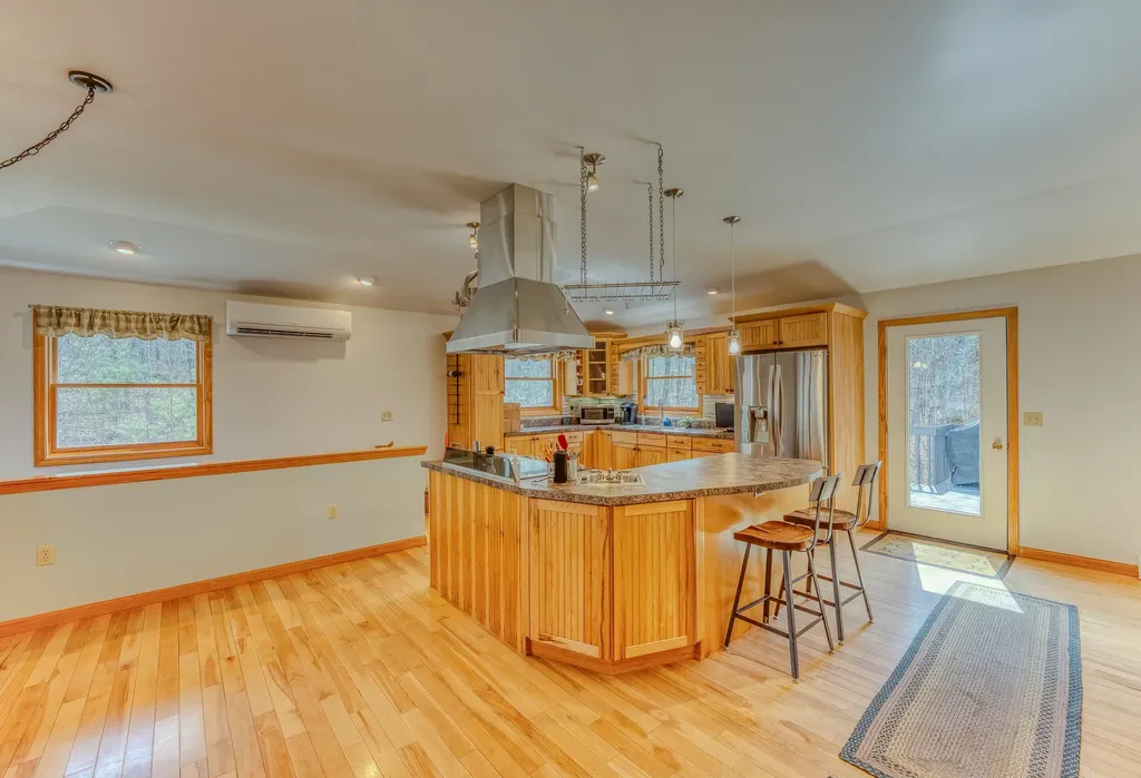 22 Weston Woods Circle Campton NH 03223