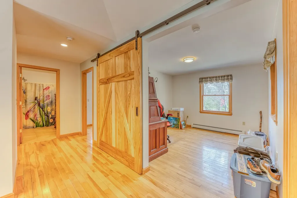 22 Weston Woods Circle Campton NH 03223