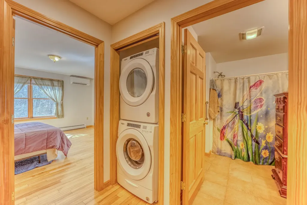 22 Weston Woods Circle Campton NH 03223