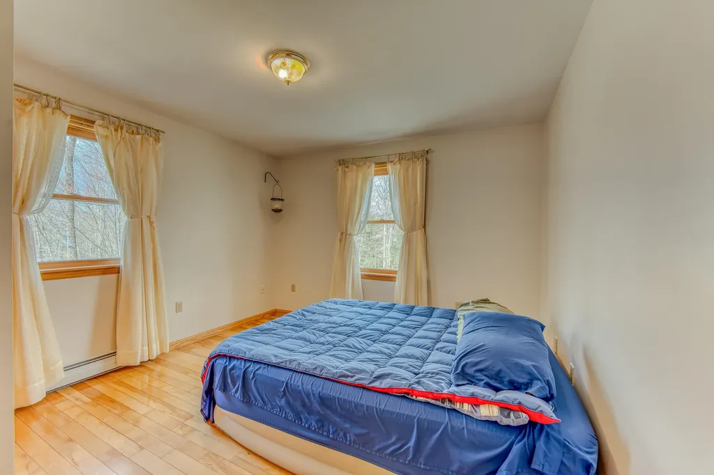 22 Weston Woods Circle Campton NH 03223