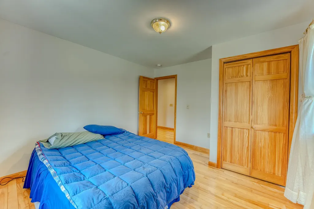 22 Weston Woods Circle Campton NH 03223