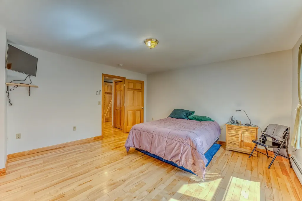 22 Weston Woods Circle Campton NH 03223