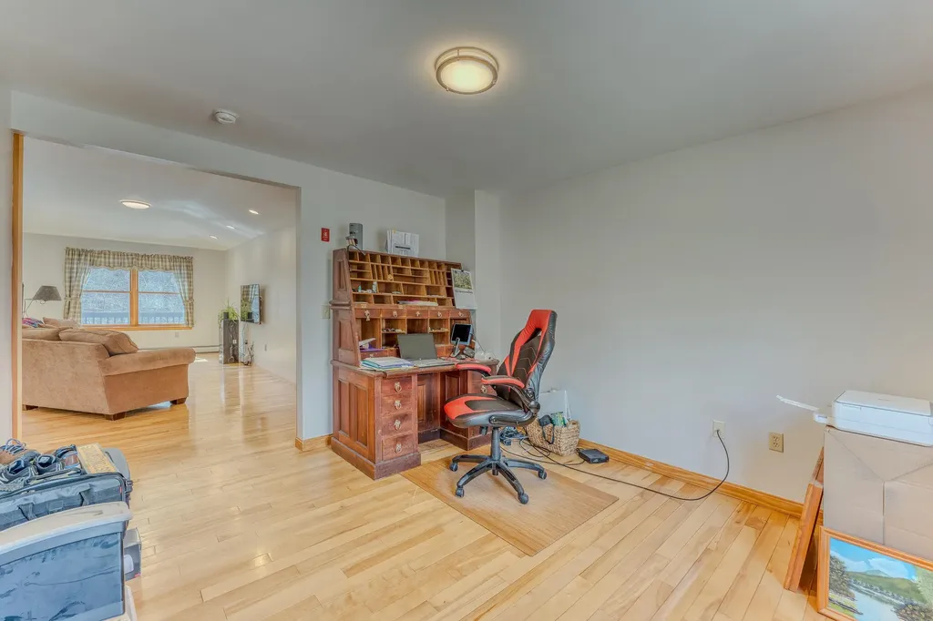 22 Weston Woods Circle Campton NH 03223