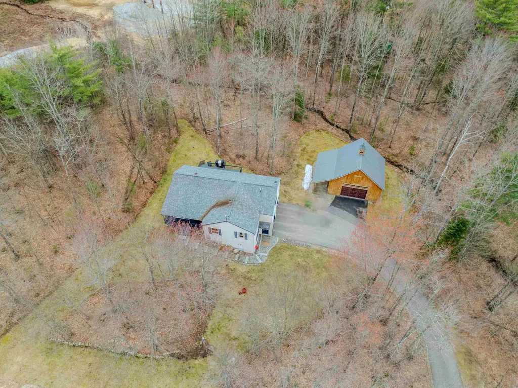 22 Weston Woods Circle Campton NH 03223