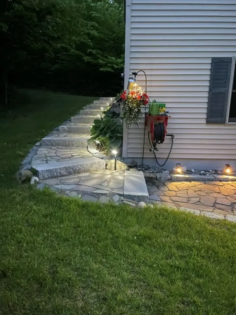 22 Weston Woods Circle Campton NH 03223