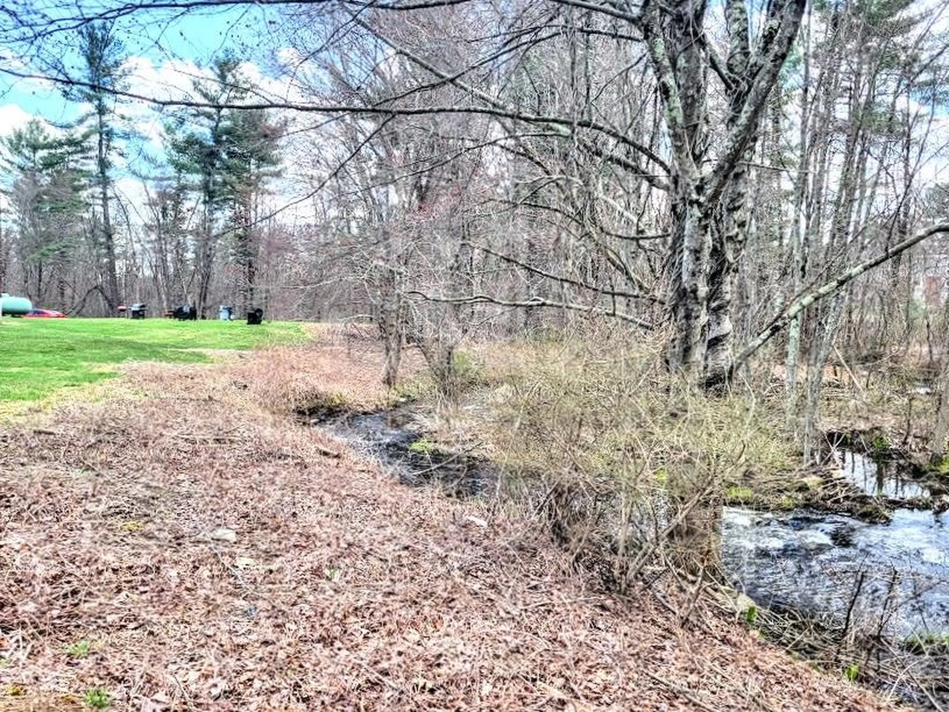 68e Constitution Drive Londonderry NH 03053