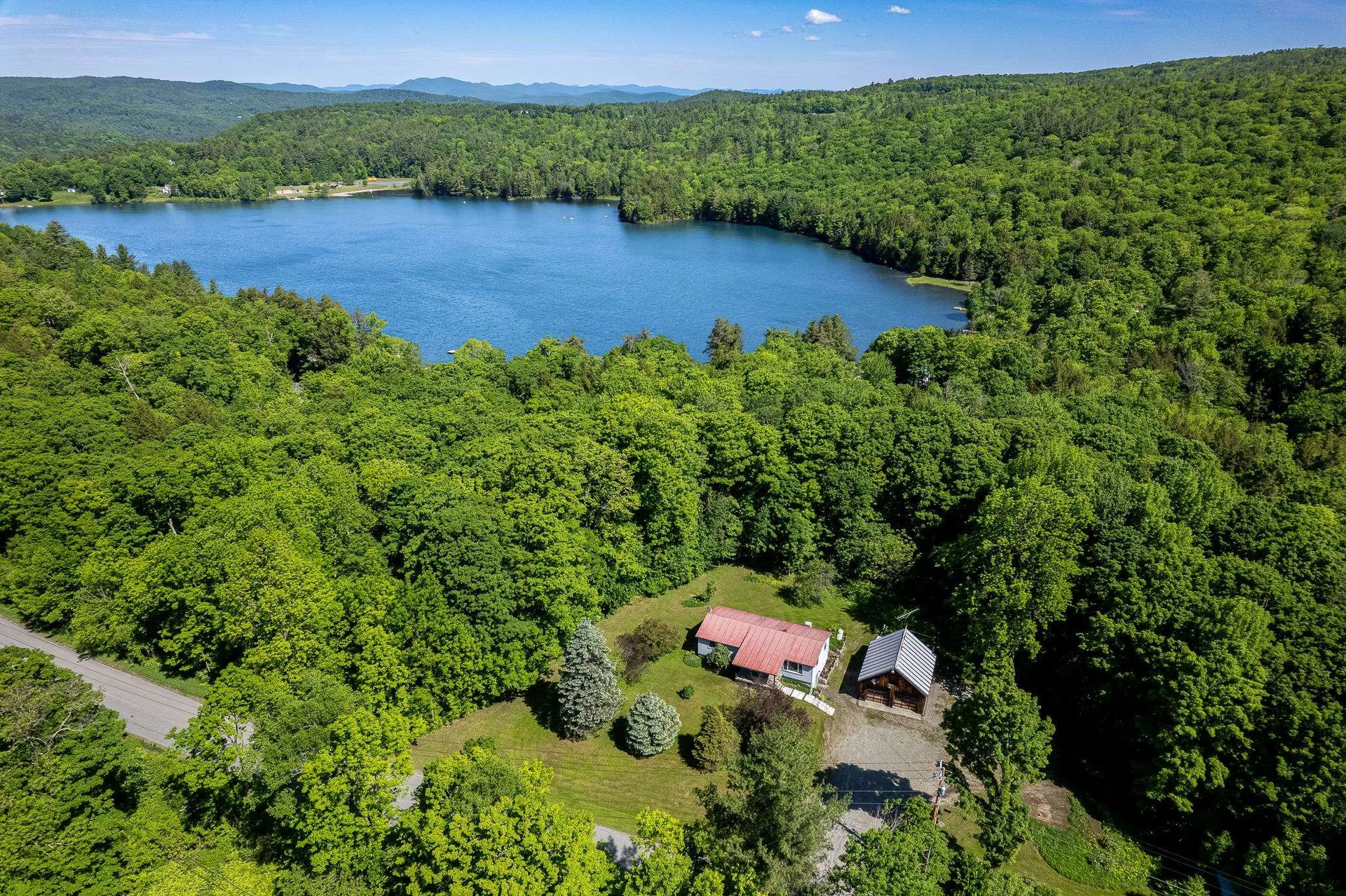 5770 Stage Road Barnard VT 05031