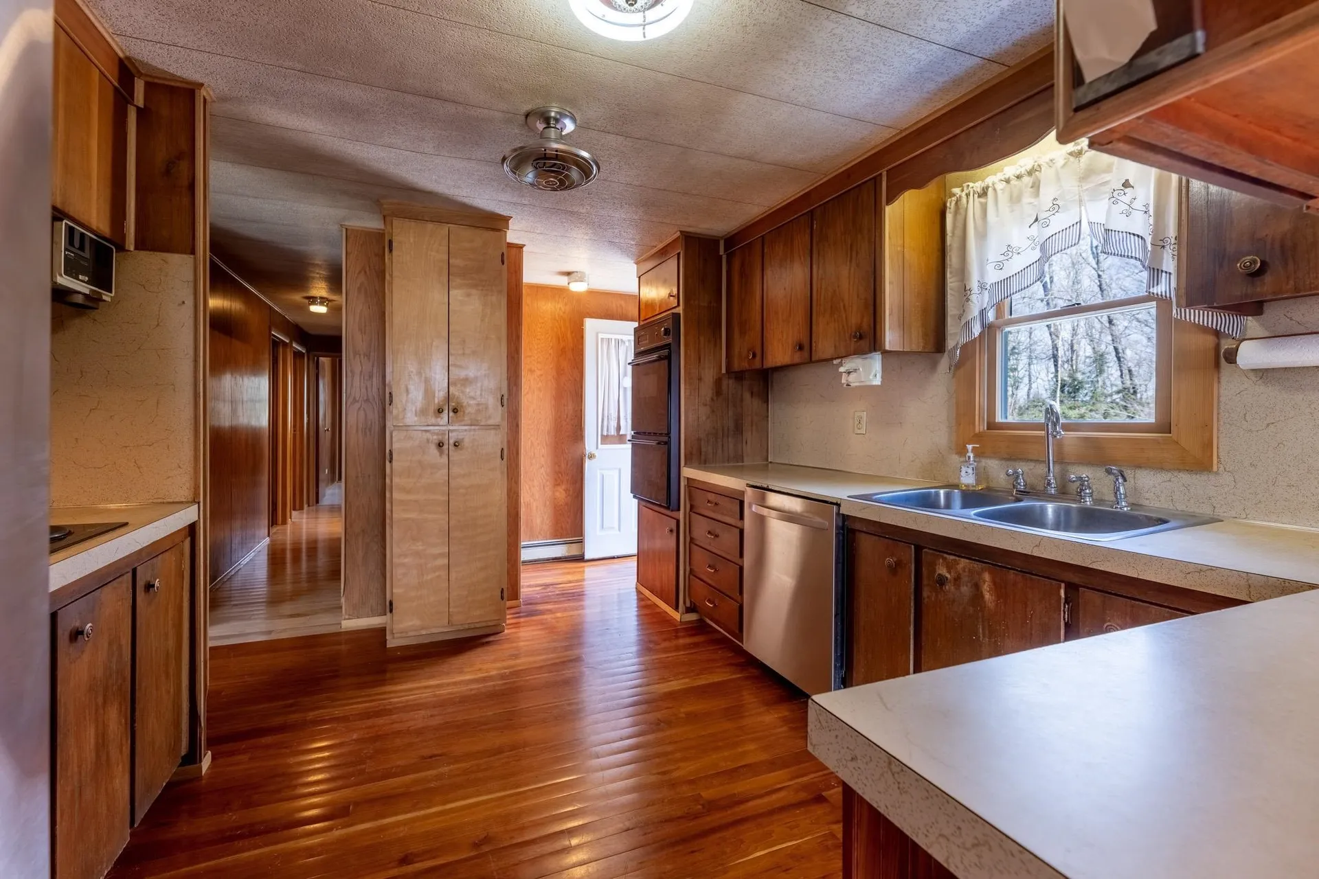 5770 Stage Road Barnard VT 05031