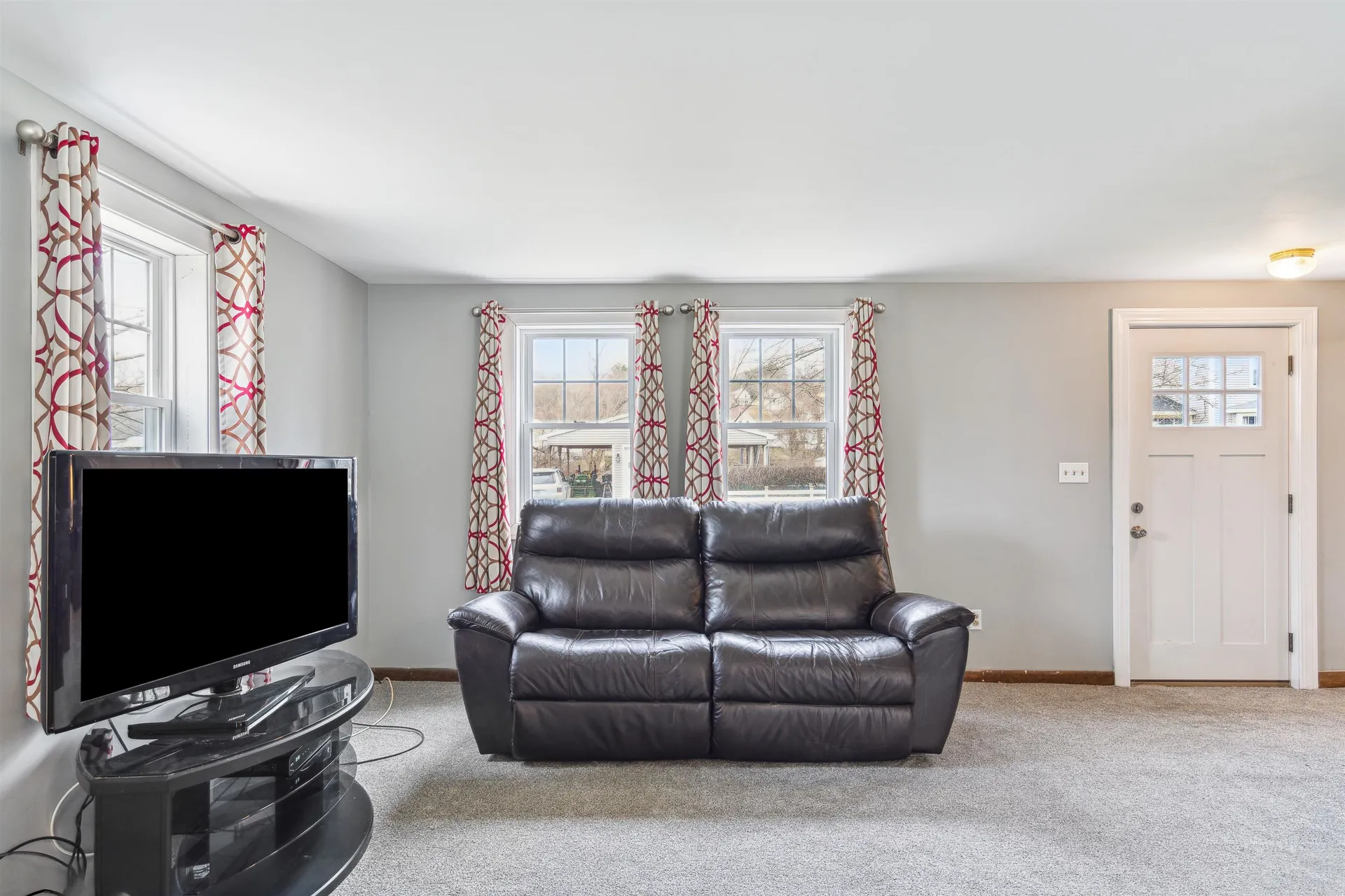 5 Brookside Drive Lebanon NH 03766